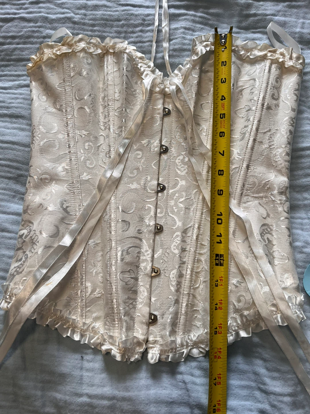 Women’s Vintage White French Lace Corset - photo 5