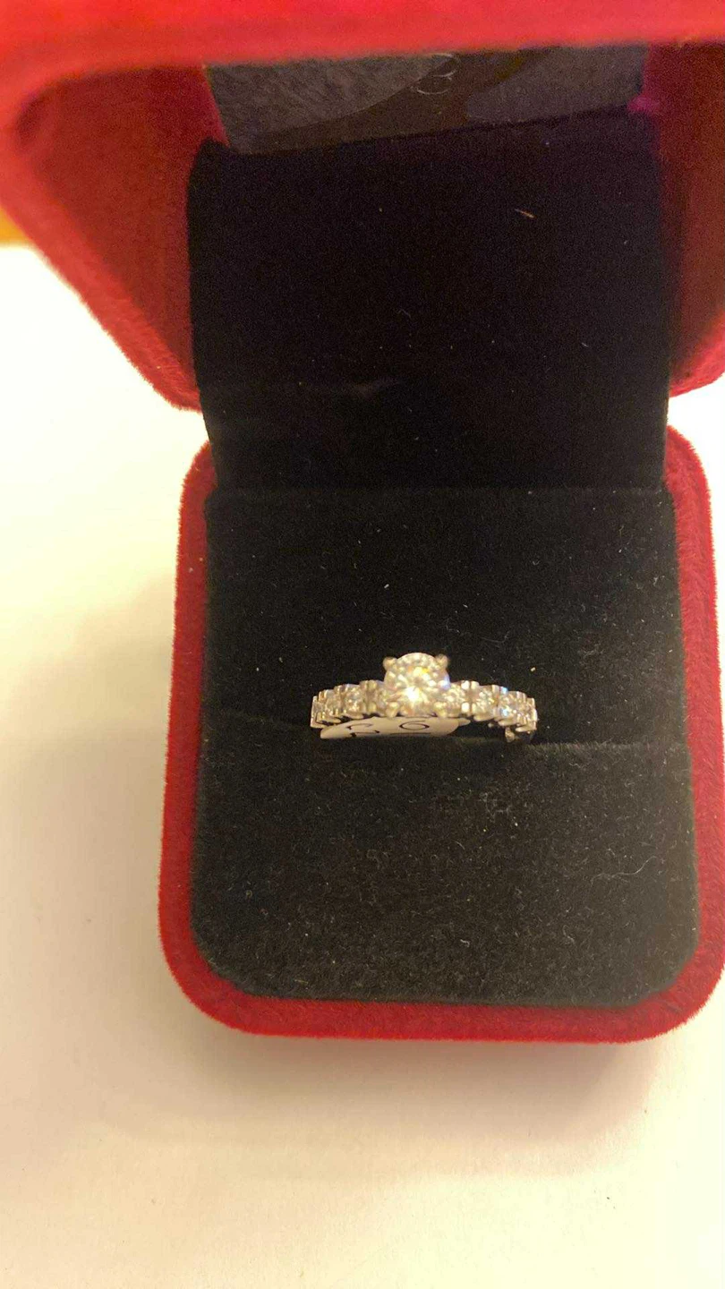 Cubic Zirconia 10k