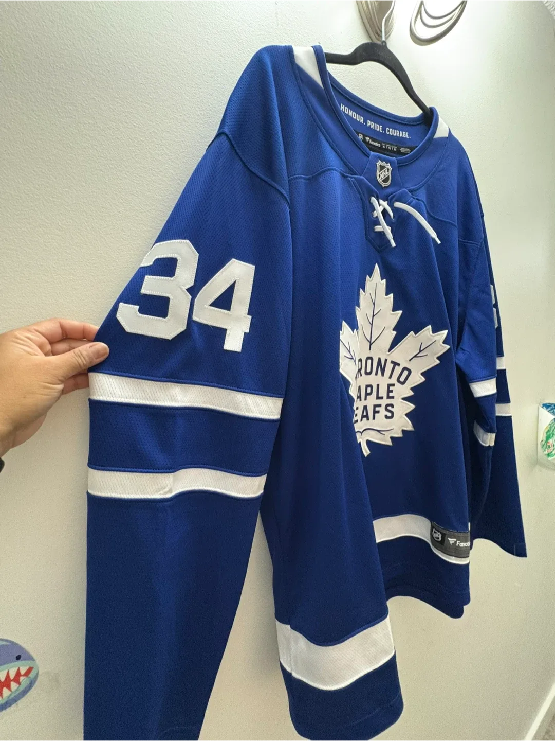 Toronto Maple Leafs Matthews #34 Jersey - XL image indicator(3)