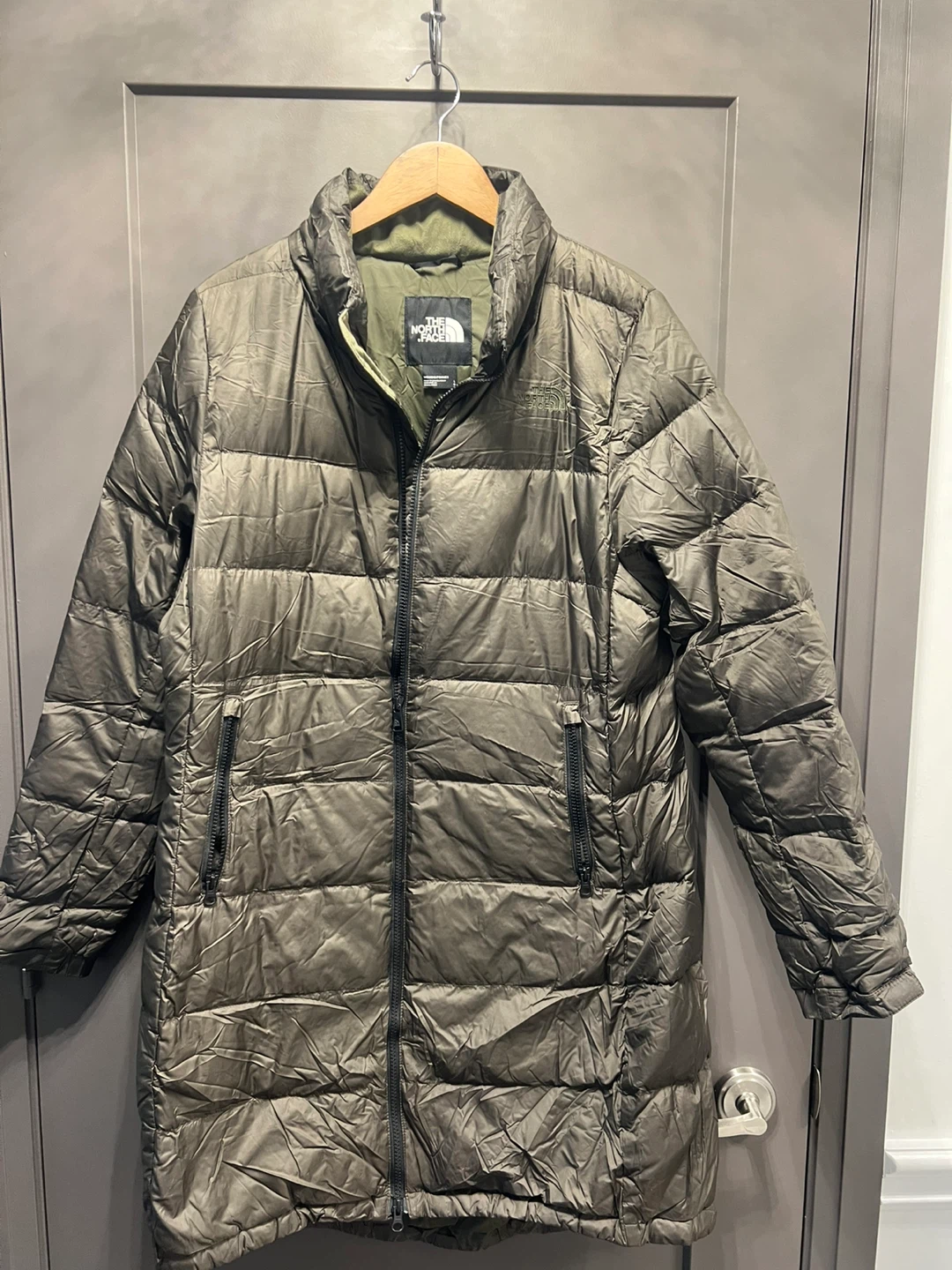 The North Face Women's Puffer Jacket - Size L