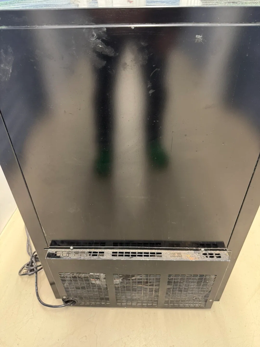 HABCO Coca-Cola Mini Fridge image indicator(3)