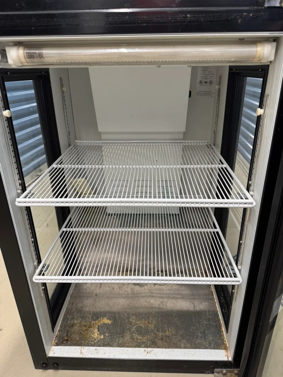 HABCO Coca-Cola Mini Fridge image indicator(2)