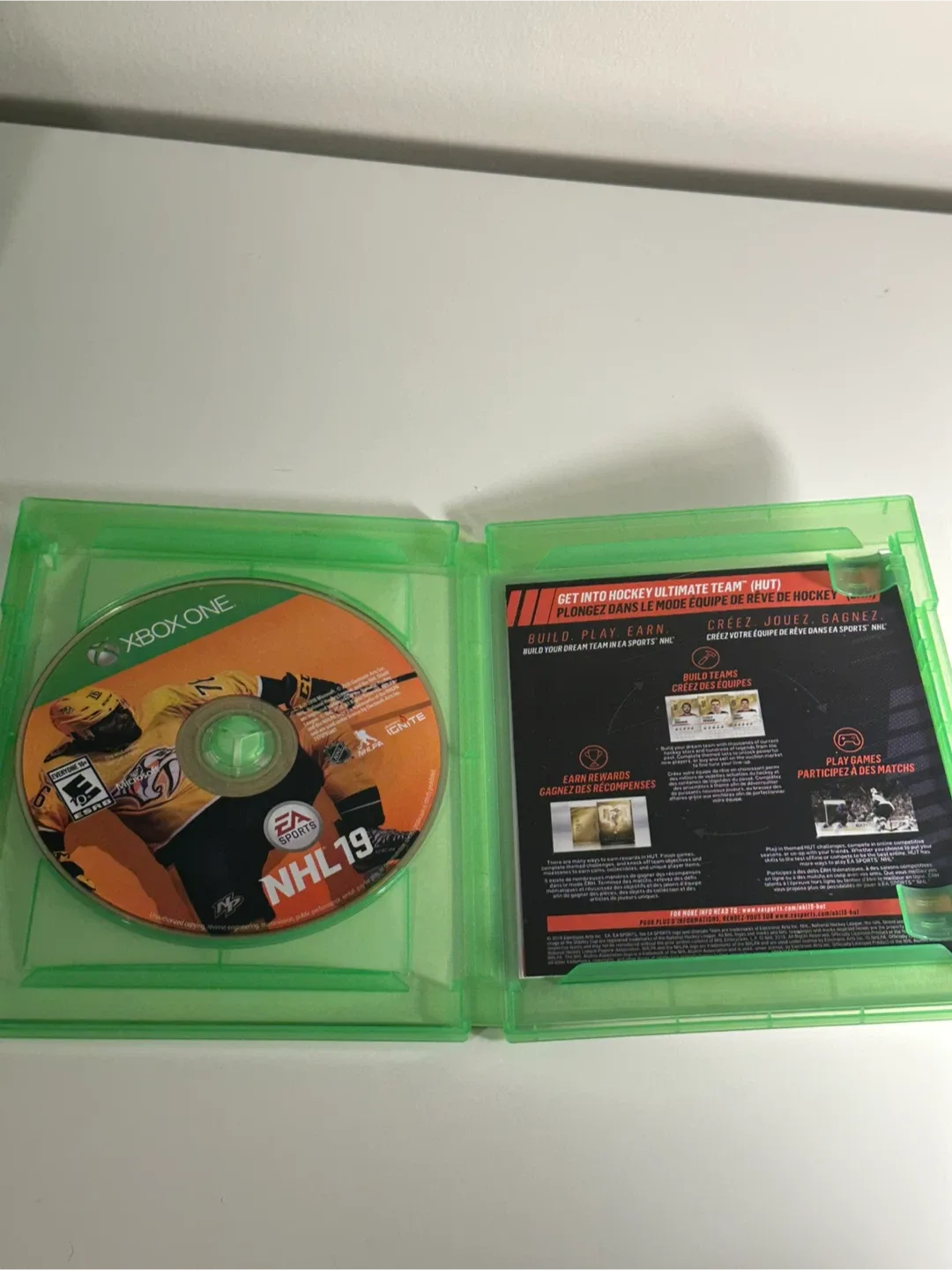 NHL 19 for Xbox One image indicator(3)