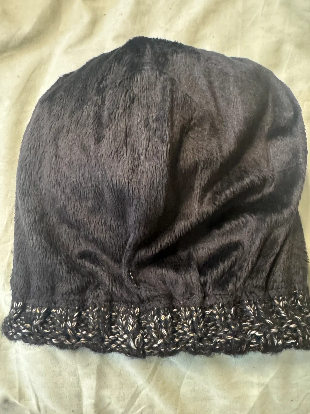 Knit Pom Pom Beanie - Gray/Black image indicator(6)