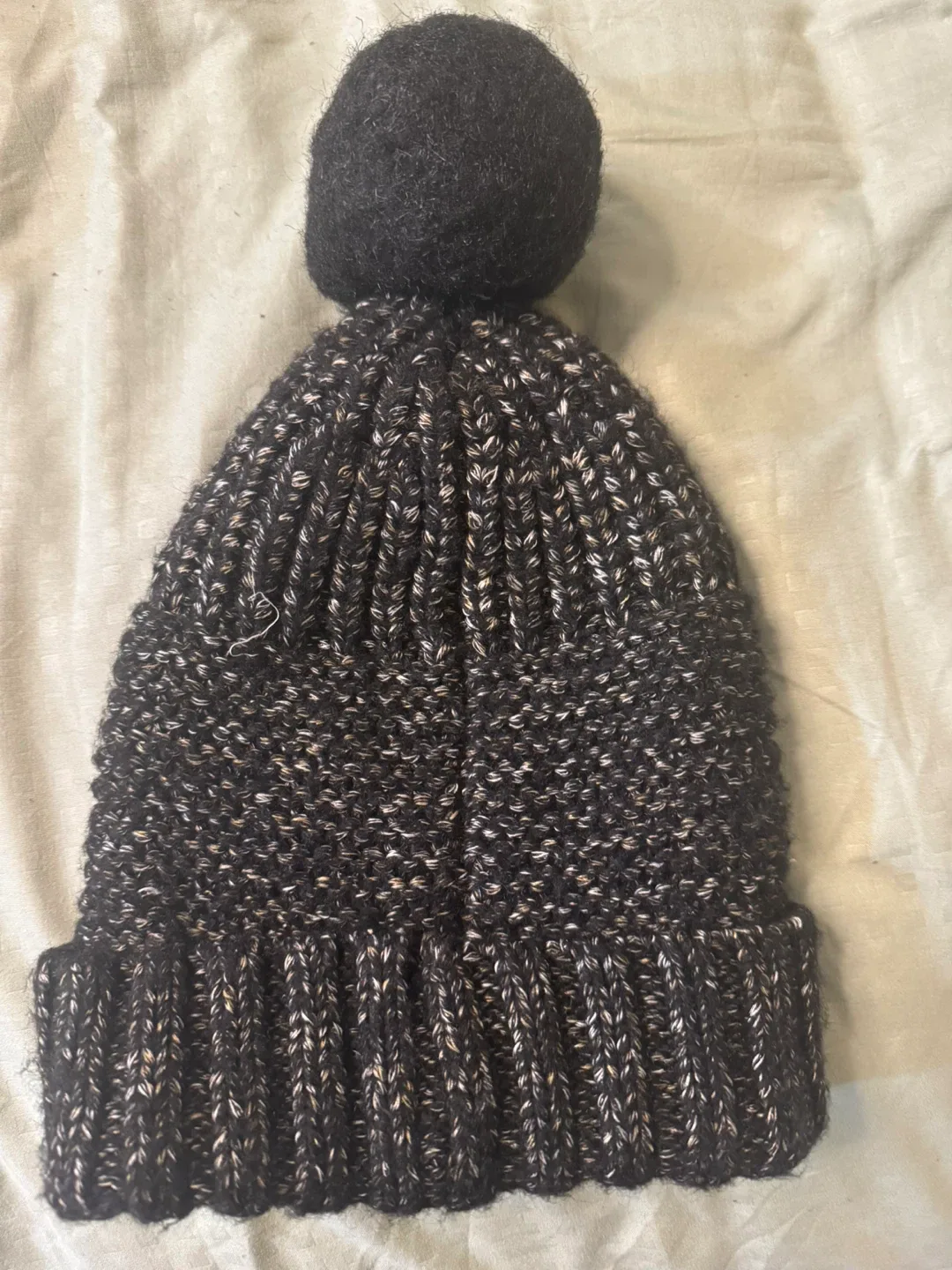 Knit Pom Pom Beanie - Gray/Black image indicator(2)