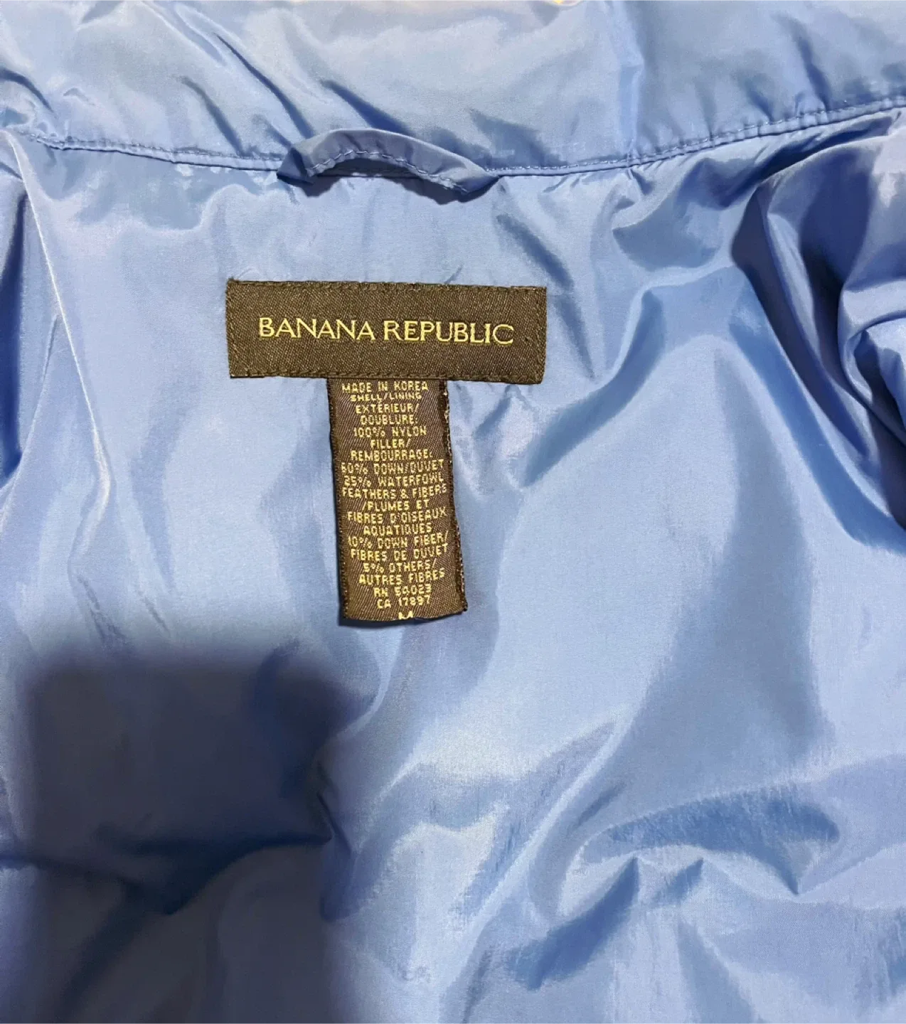 Like New Banana Republic Puffer Vest - Size M image indicator(3)