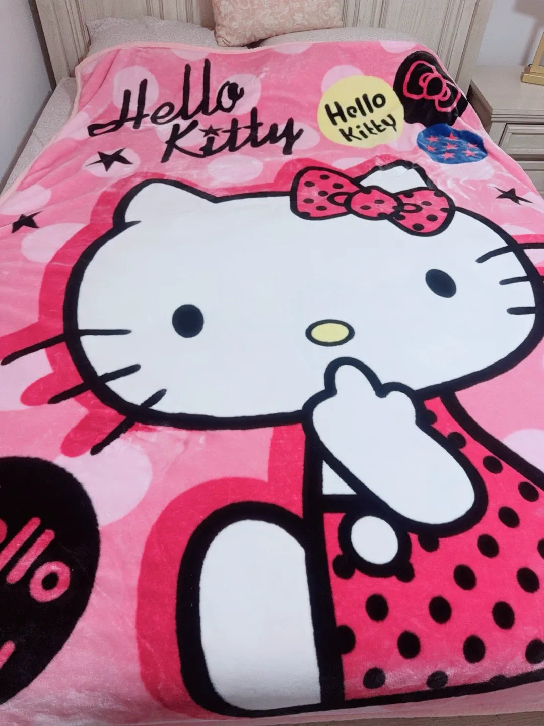 Hello Kitty Pink Blanket