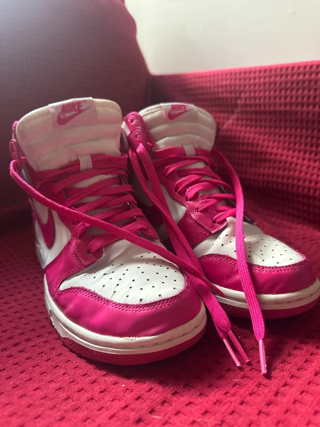 Nike Dunk High Pink/White Sneakers