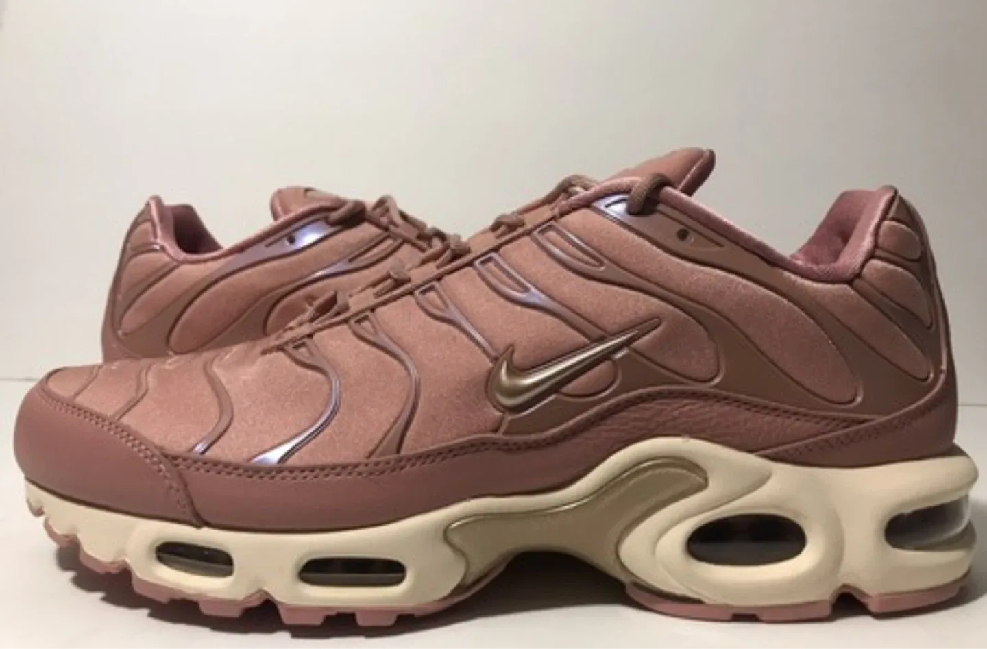 Nike Air Max Plus TN - Pink/Beige