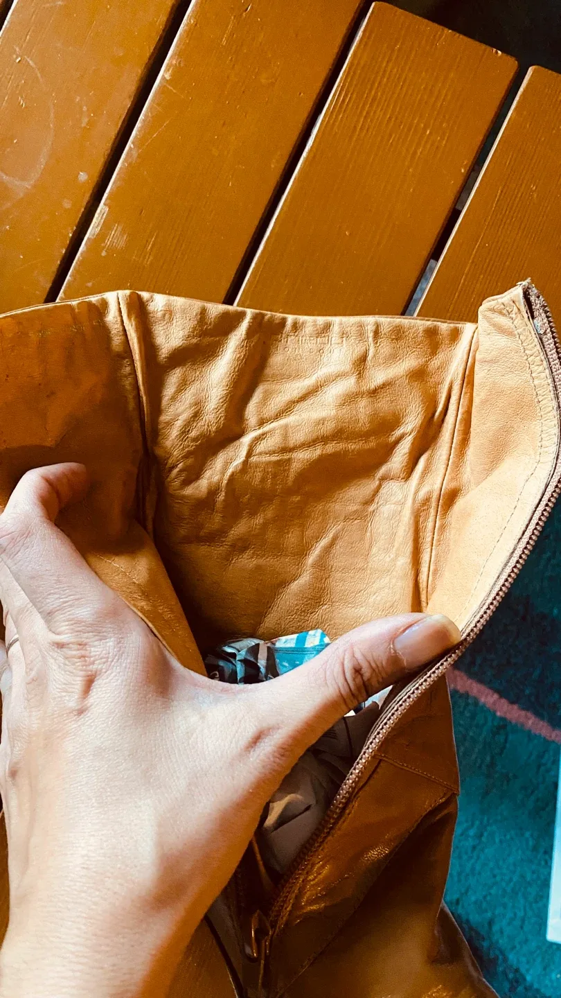 Floral Embroidered Knee-High Leather Boots image indicator(10)