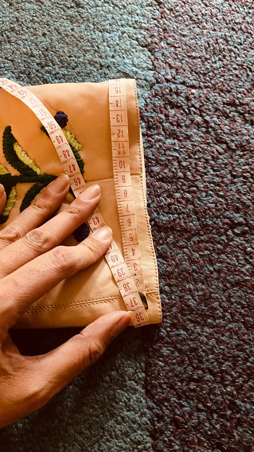 Floral Embroidered Knee-High Leather Boots image indicator(9)