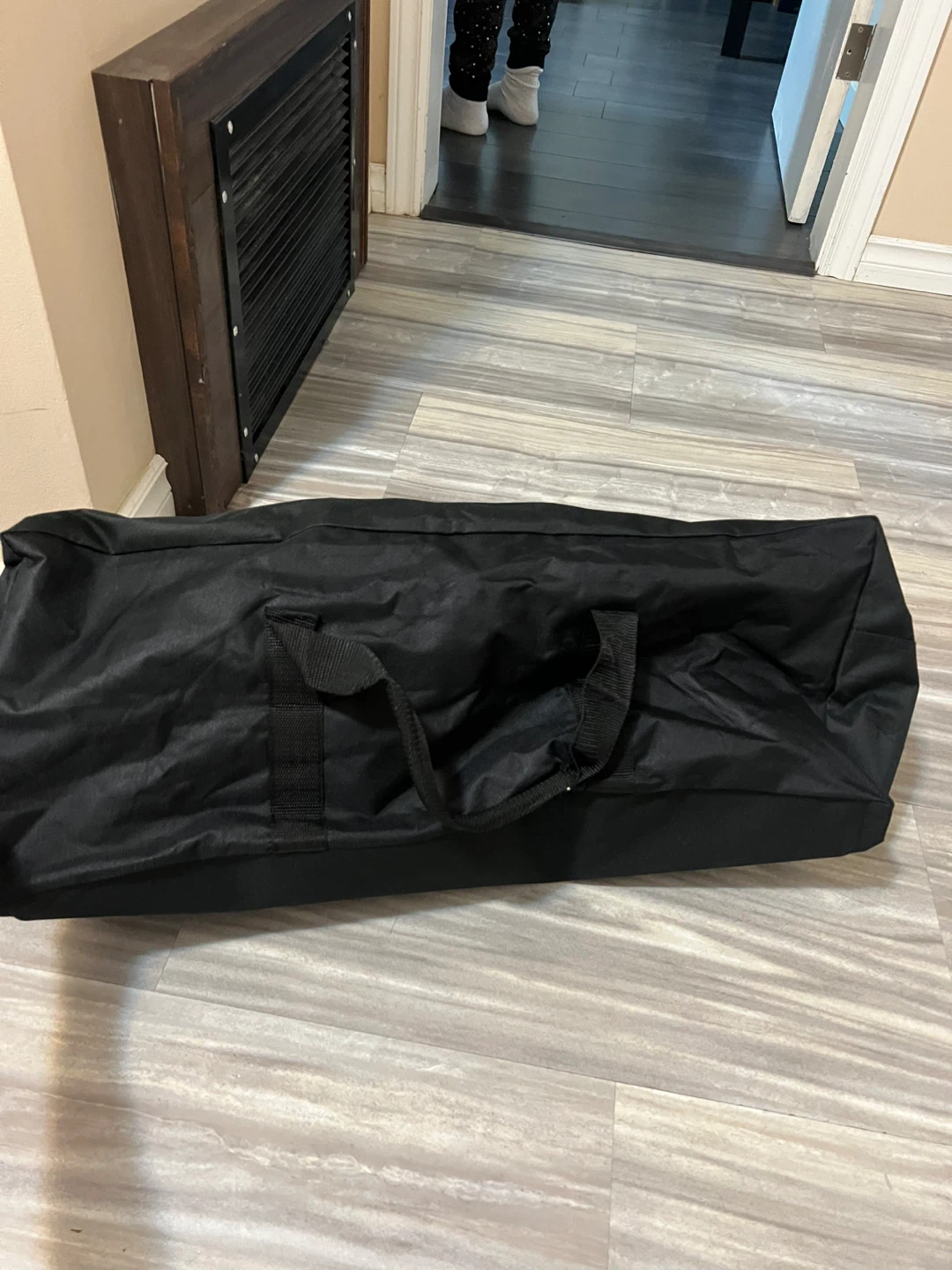 Black duffel bag - photo 2