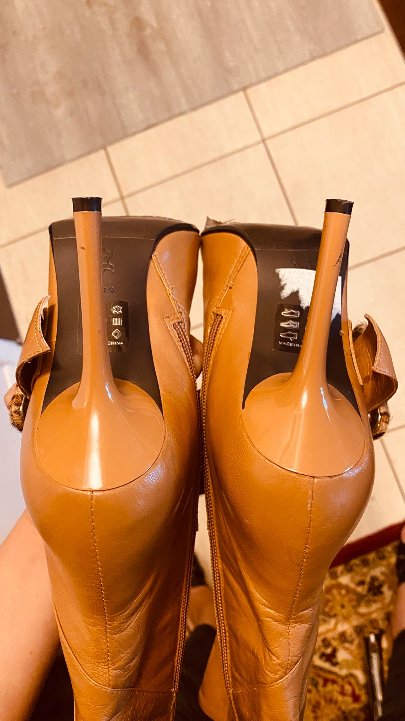 Brown Leather Ankle Boots with Leopard Buckle - photo 3