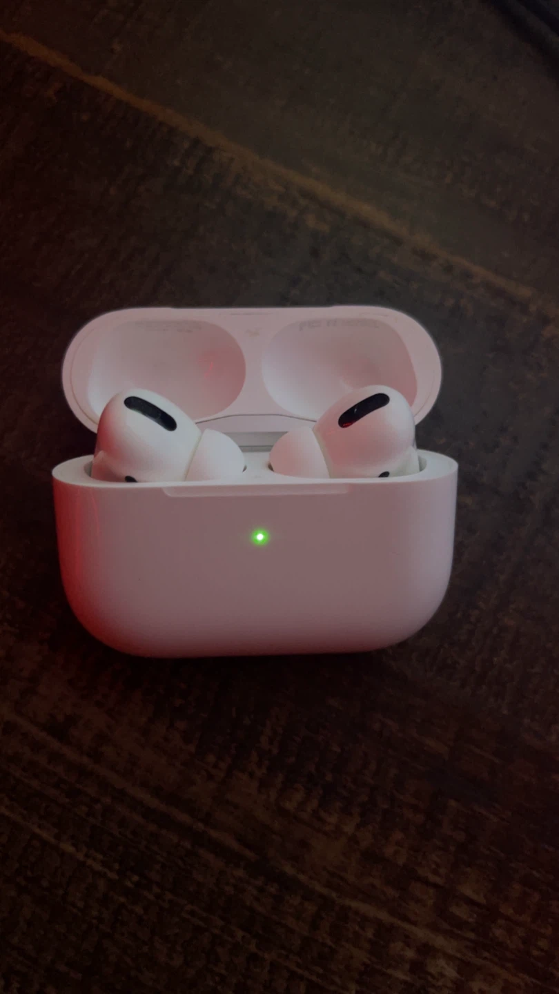 Apple AirPods Pro - photo 3