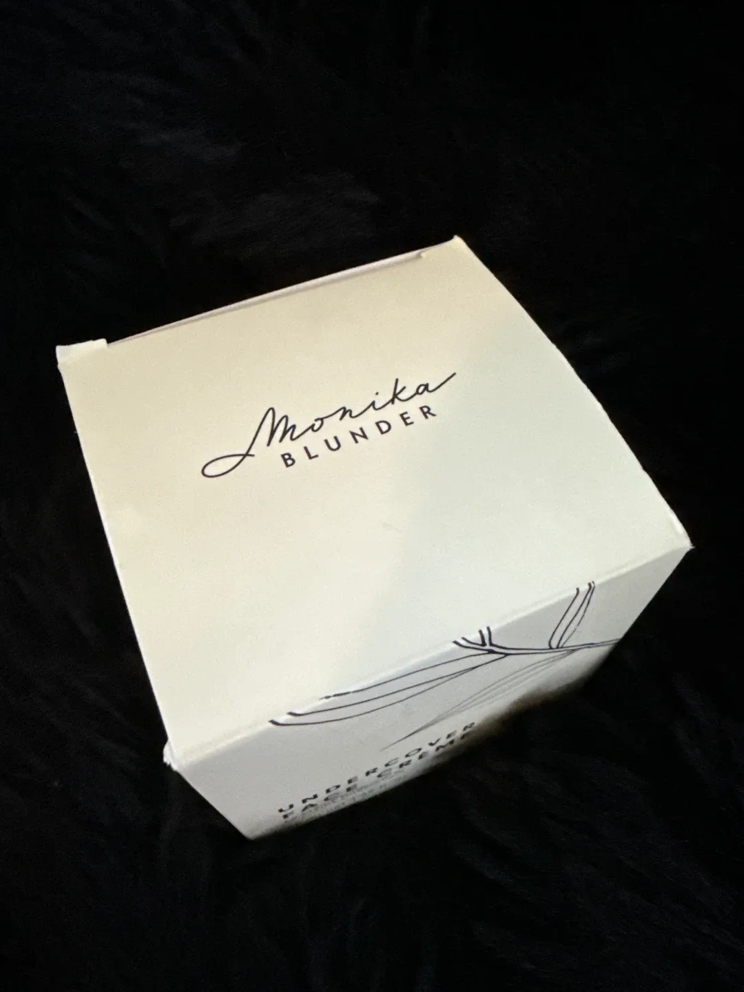 Monika Blunder Undercover Face Crème image indicator(2)