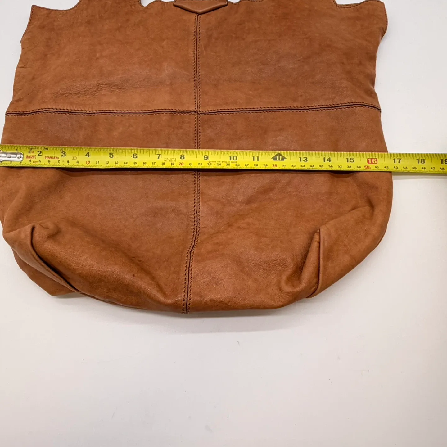 Givenchy Leather Tote Bag image indicator(8)