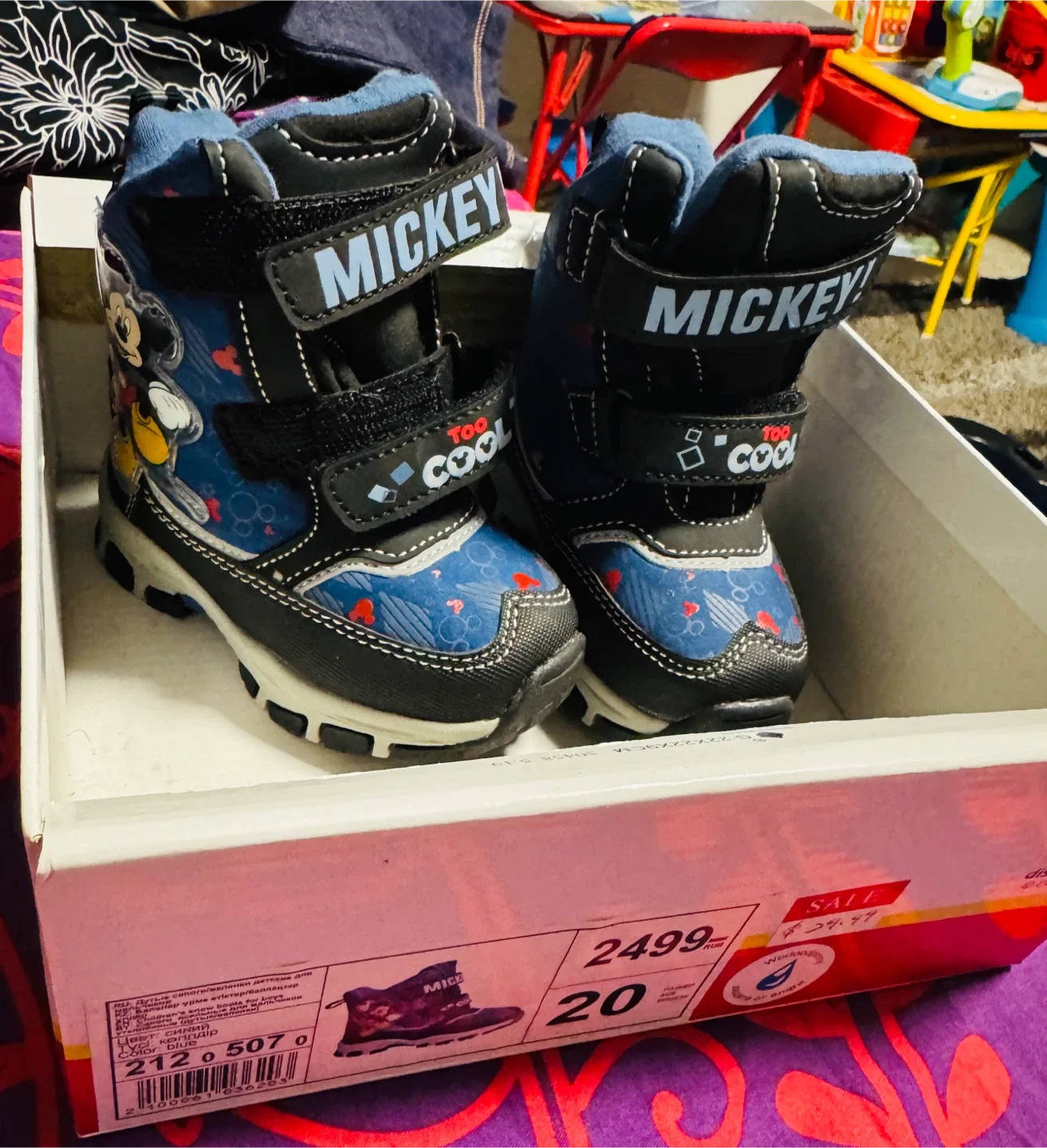 Disney Mickey Mouse Toddler Winter Boots - Size 20 image indicator(4)