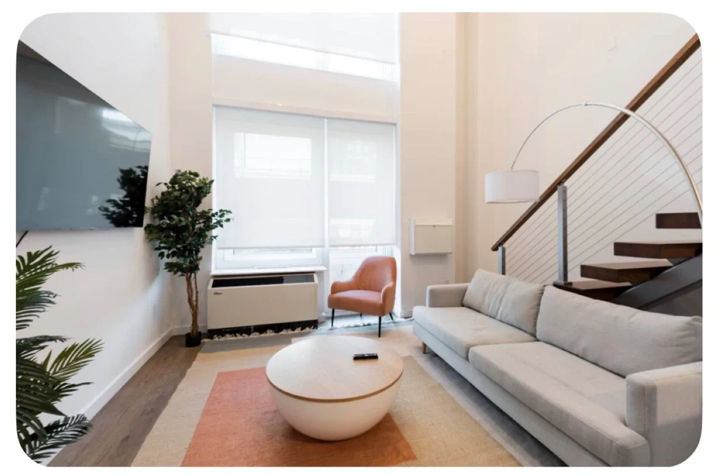 Terra Cotta Chair with metal legs image indicator(5)