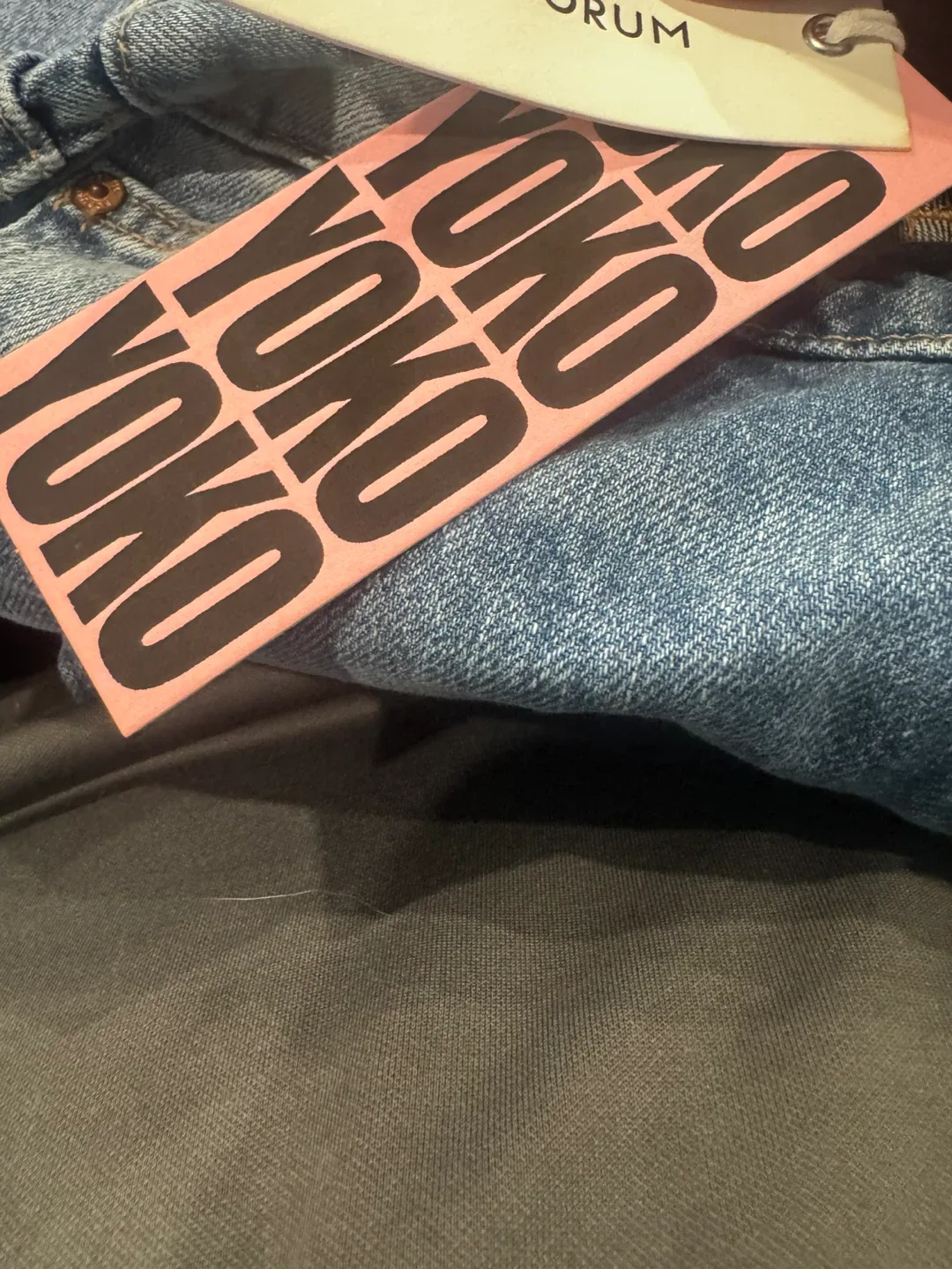 Denim Forum Yoko High Rise Slim Jeans - Size 25 image indicator(3)