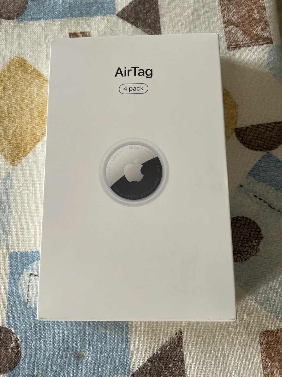 New Apple AirTag 4 Pack thumbnail