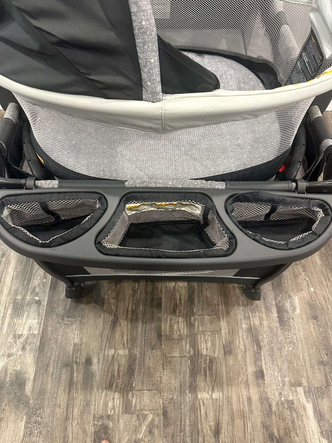 Graco Pack 'n Play Playard - Like New! - photo 3