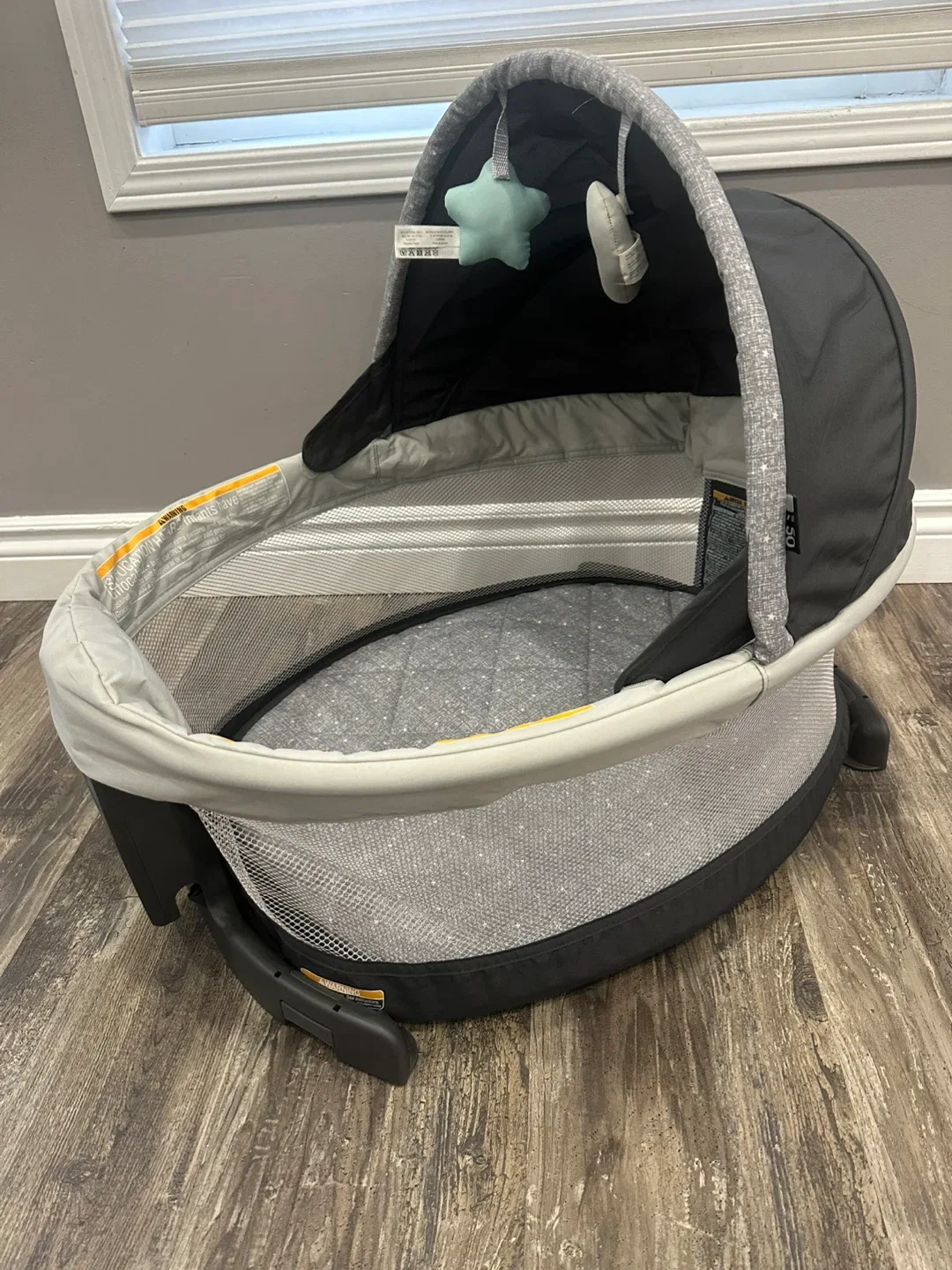 Graco Pack 'n Play Playard - Like New! image indicator(4)