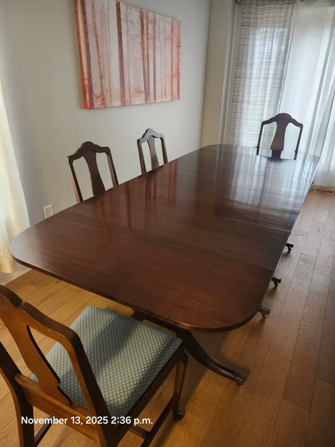 Extentable Dining Table with 6 Chairs - Wood image indicator(5)