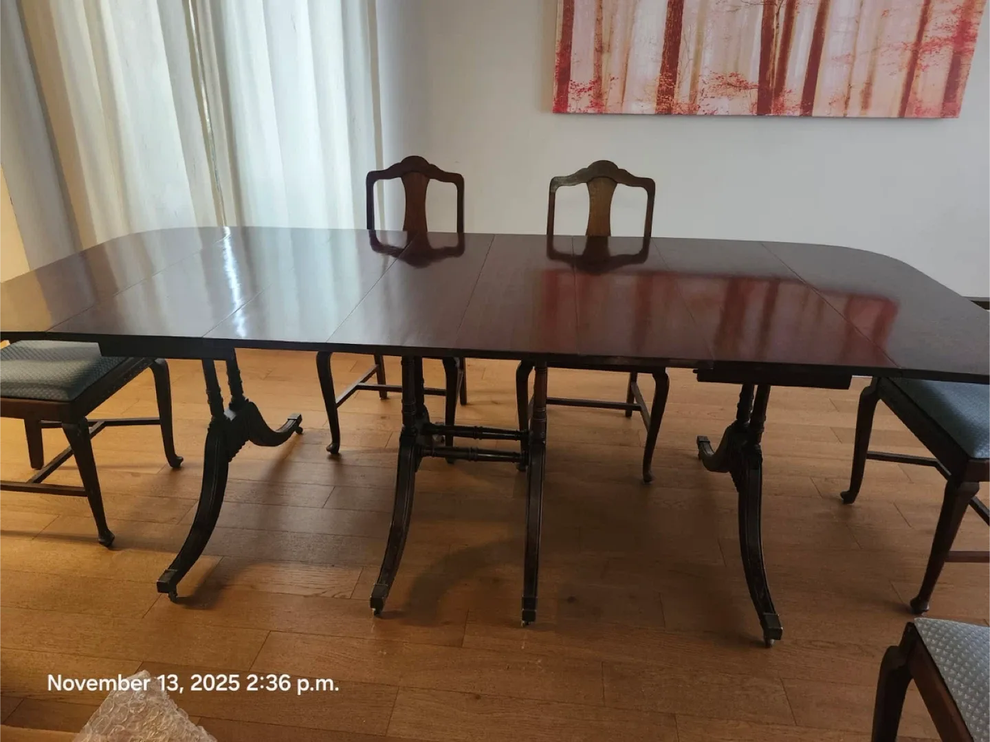 Extentable Dining Table with 6 Chairs - Wood image indicator(4)