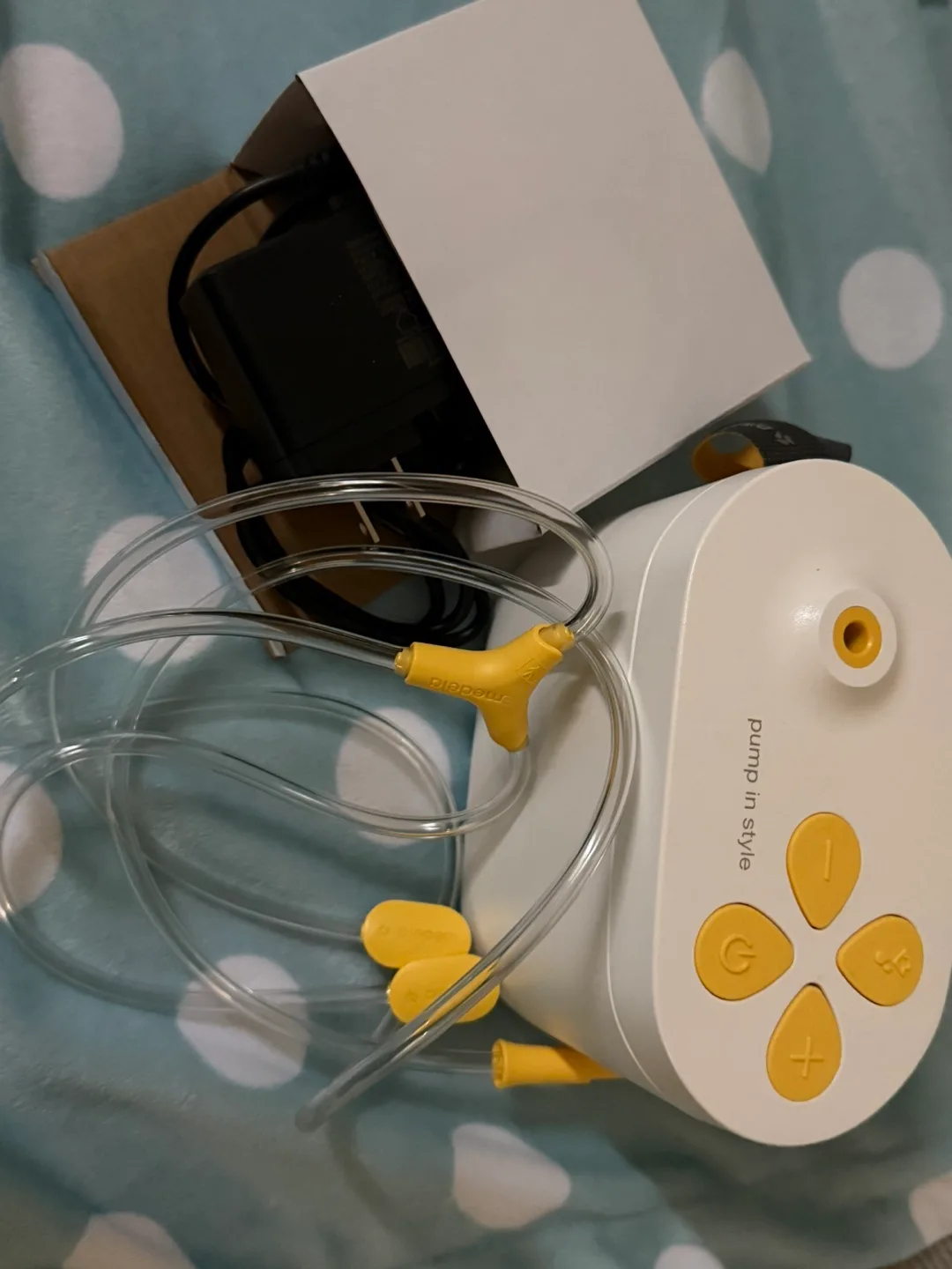 Medela Pump In Style MaxFlow Double Electric Breast Pump image indicator(7)