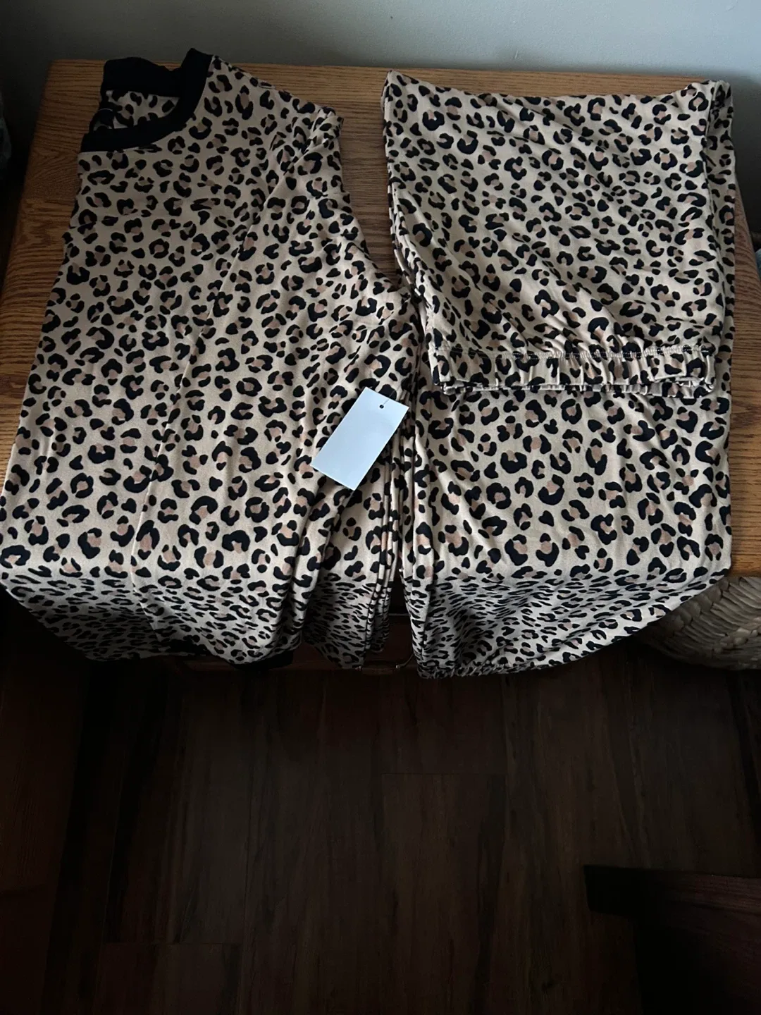 New 4wards Leopard Print Pajama Set - Size M/M image indicator(4)