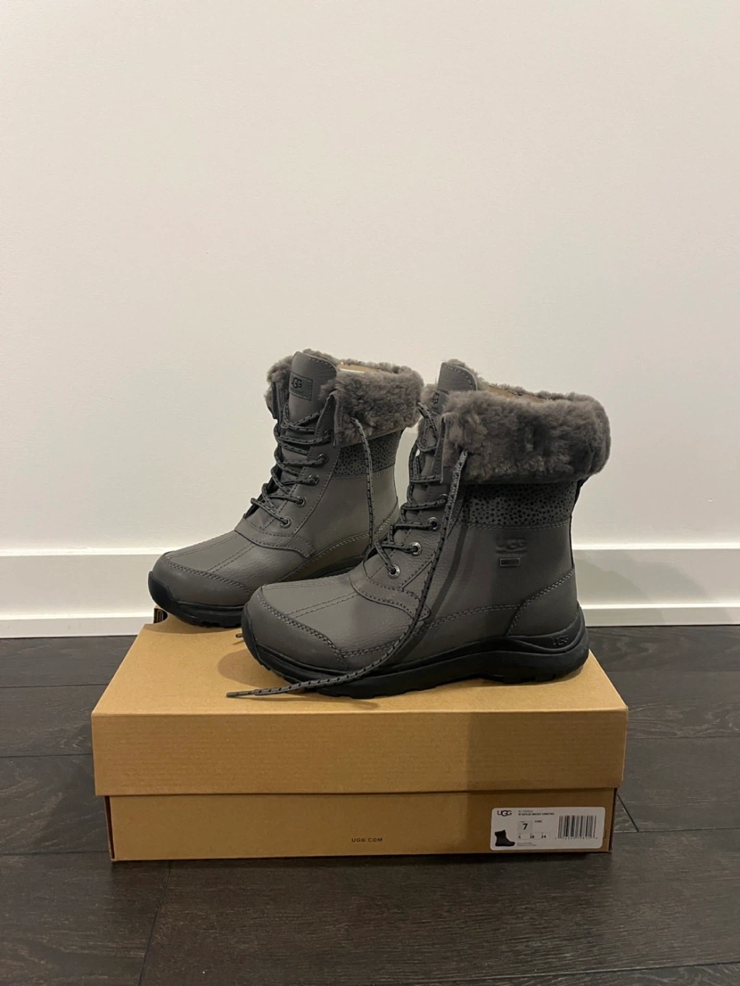UGG Zaylee Micro Cheetach Snow Boots in Grey