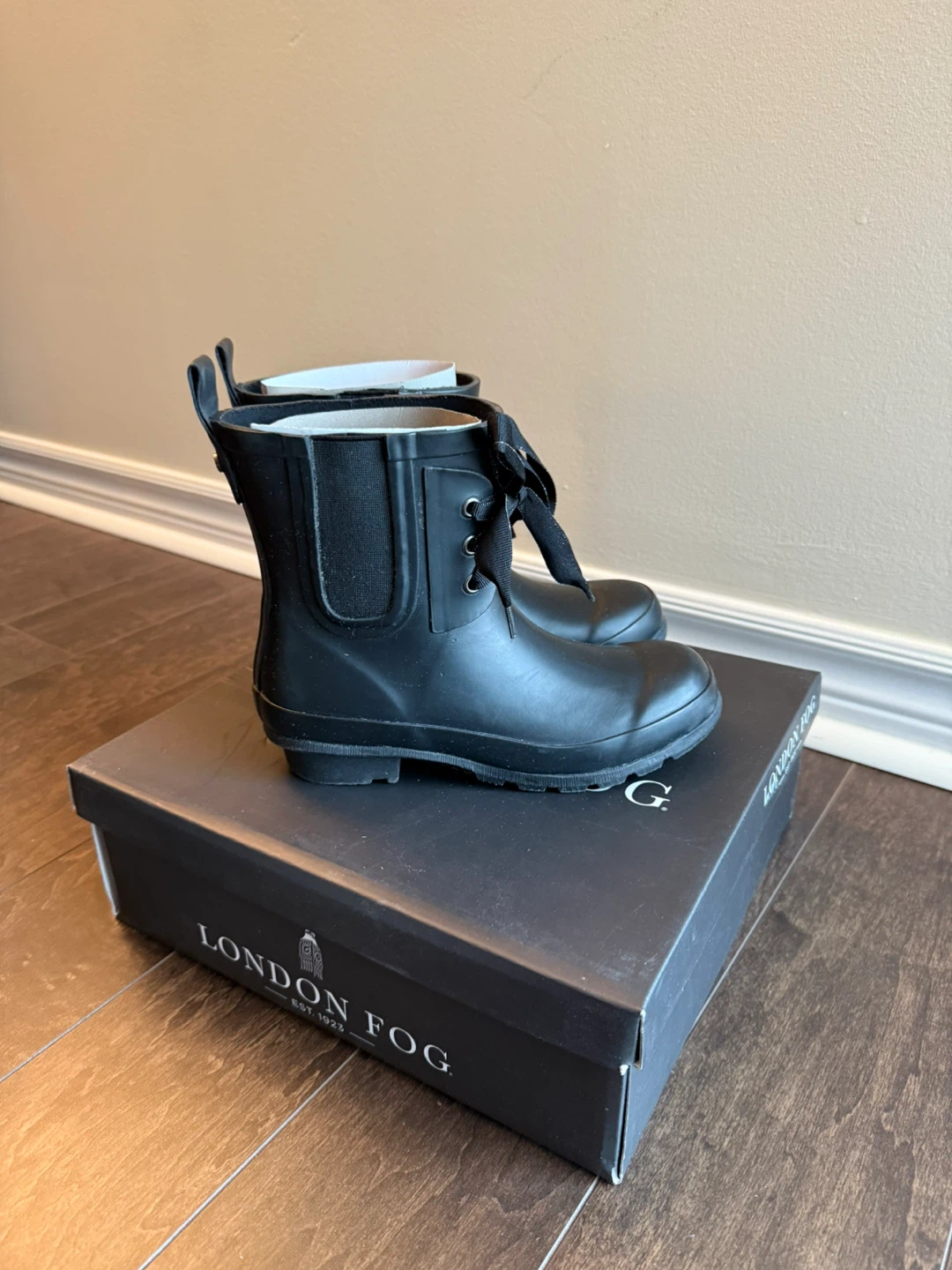 London Fog Black Rain Boots - Size 6 - photo 4