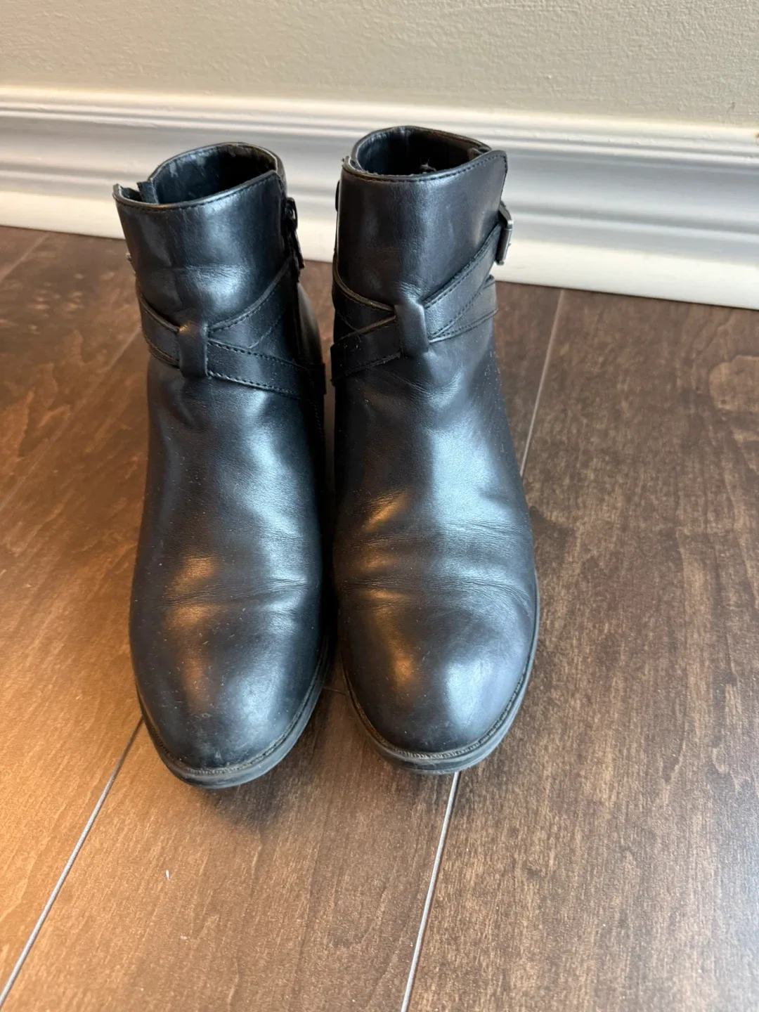 Black Ankle Boots image indicator(3)