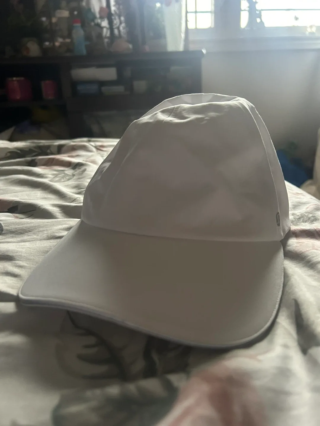 Lululemon White Hat - Size S/M image indicator(3)