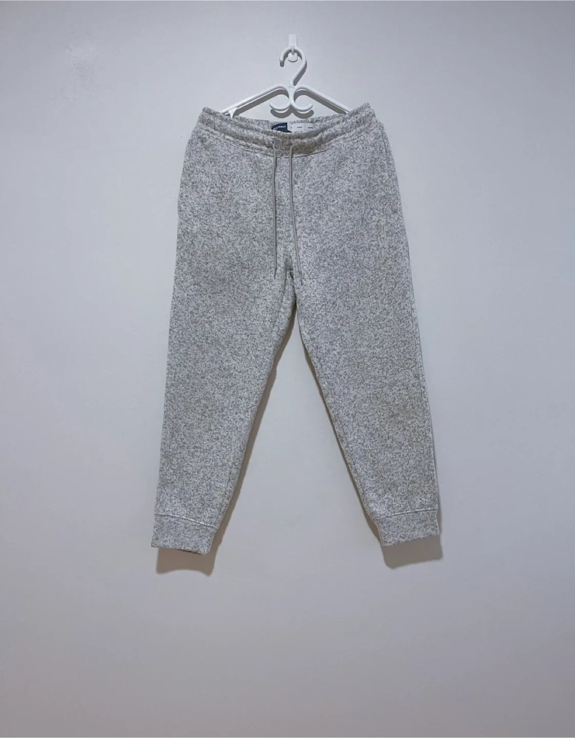 Men’s Volcom Fleece Hoodie & Old Navy Fleece Joggers - Size M image indicator(4)