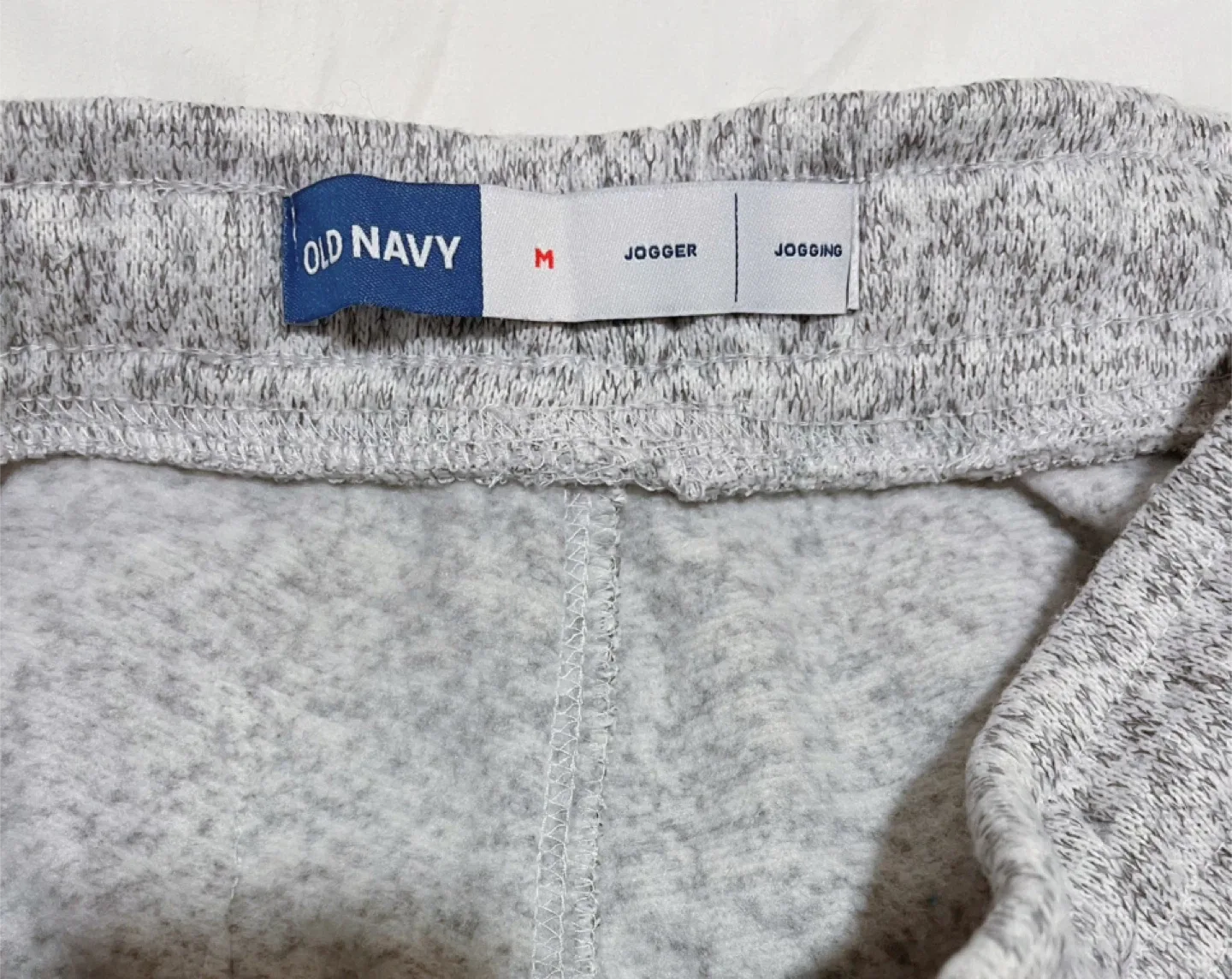 Men’s Volcom Fleece Hoodie & Old Navy Fleece Joggers - Size M image indicator(5)