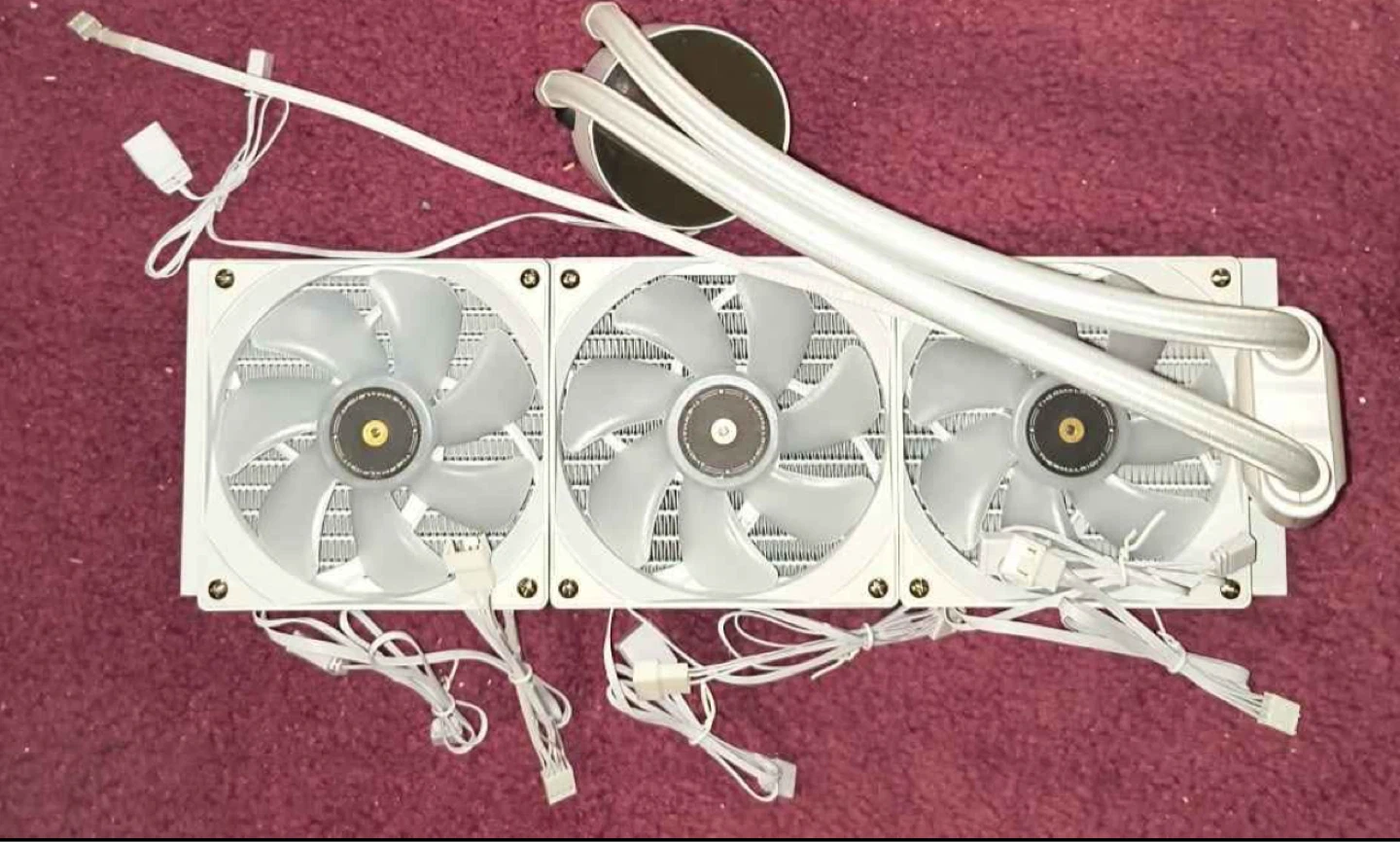 Thermalrlght Frozen Notte 360 White ARGB V2 Liquid CPU Cooler - photo 3
