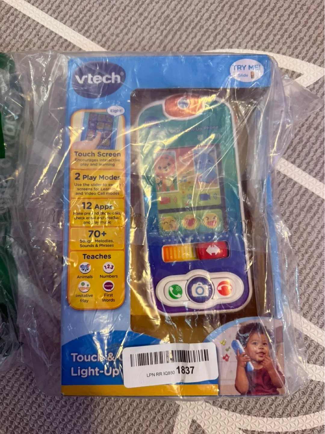 New VTech Touch & Chat Light-Up Phone