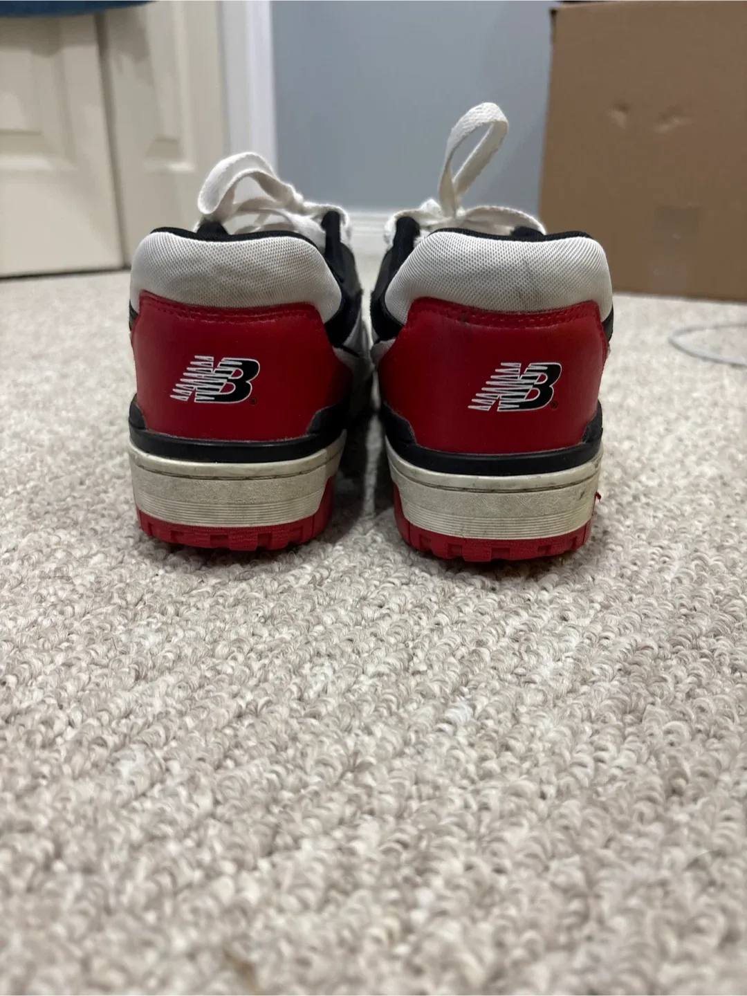 New Balance 550 White/Red, US 7.5 M image indicator(2)