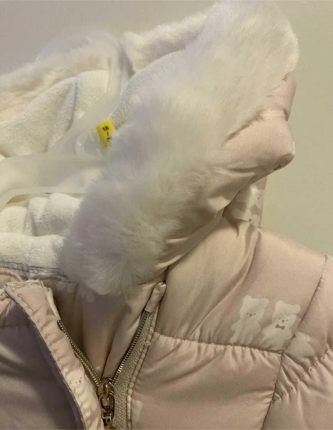Practically New: Maroyal Kids Snowsuit - 6 Months image indicator(2)