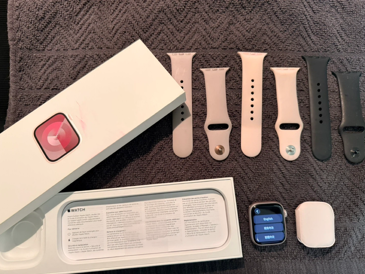 Apple Watch Series 9 41mm Light Pink - Like New! - photo 2