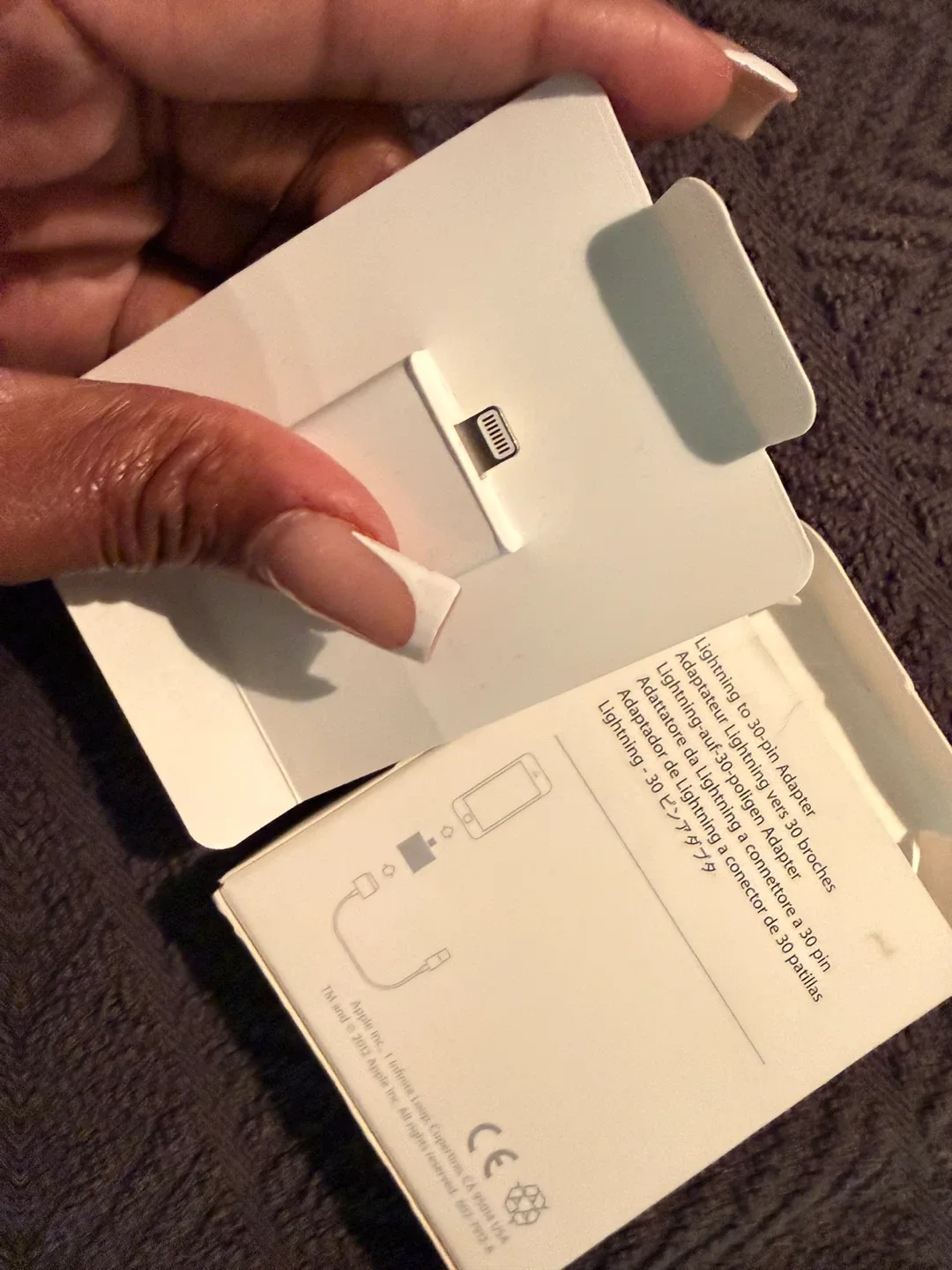 Apple Lightning to 30-Pin Adapter - Like New! image indicator(3)