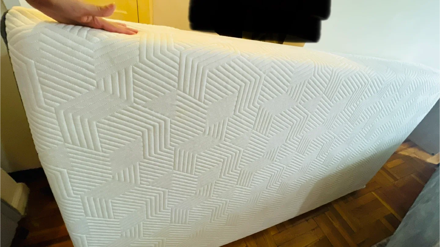 Lucid Memory Foam Mattress Twin( Moving Out)