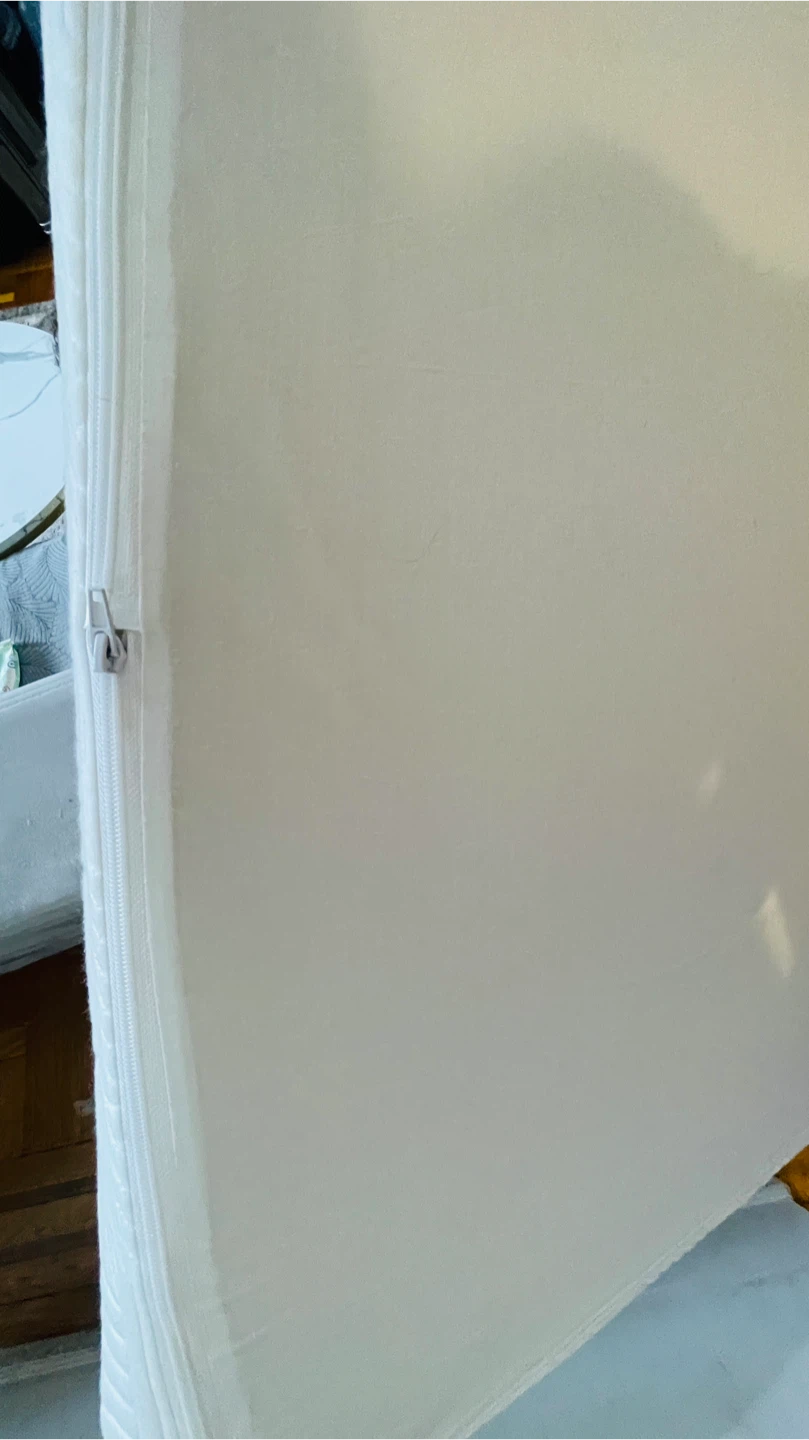 Lucid Memory Foam Mattress Twin( Moving Out) - photo 3