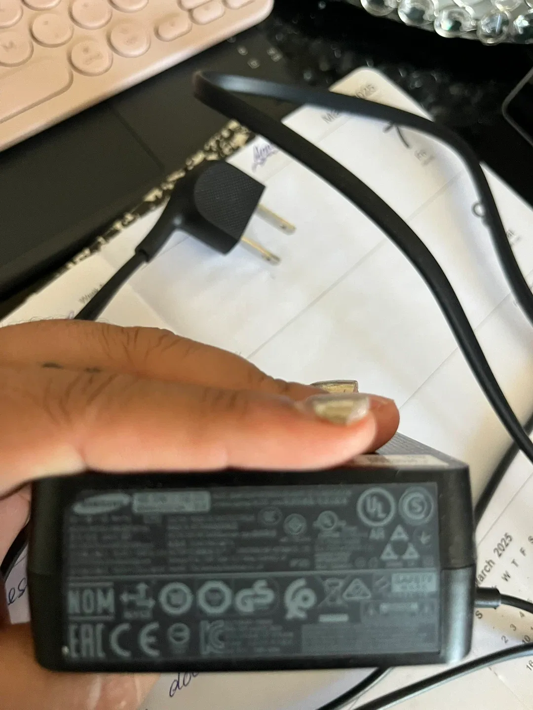 Samsung 45W Power Adapter image indicator(4)