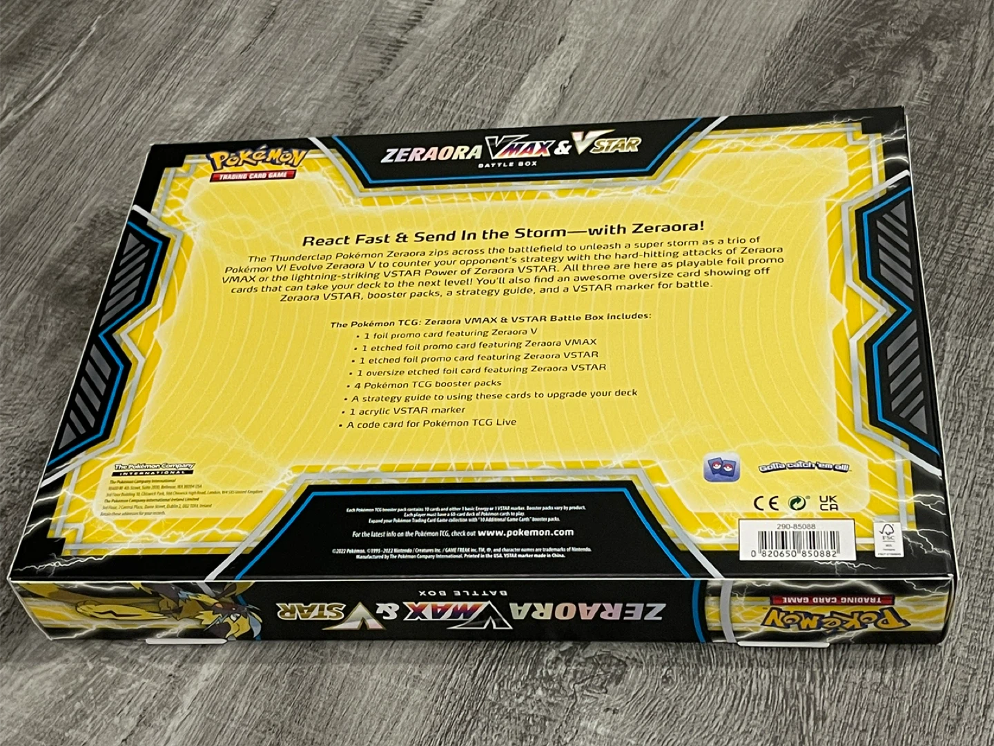 Zeraora  VMAX & VSTAR Battle Box - photo 2