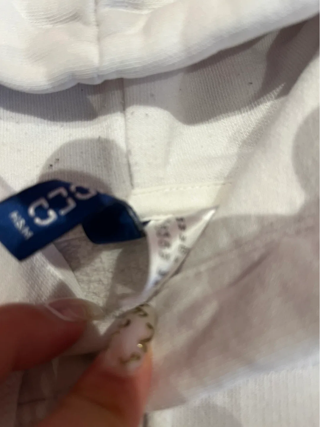 H&M White Graphic Hoodie - Size M image indicator(5)