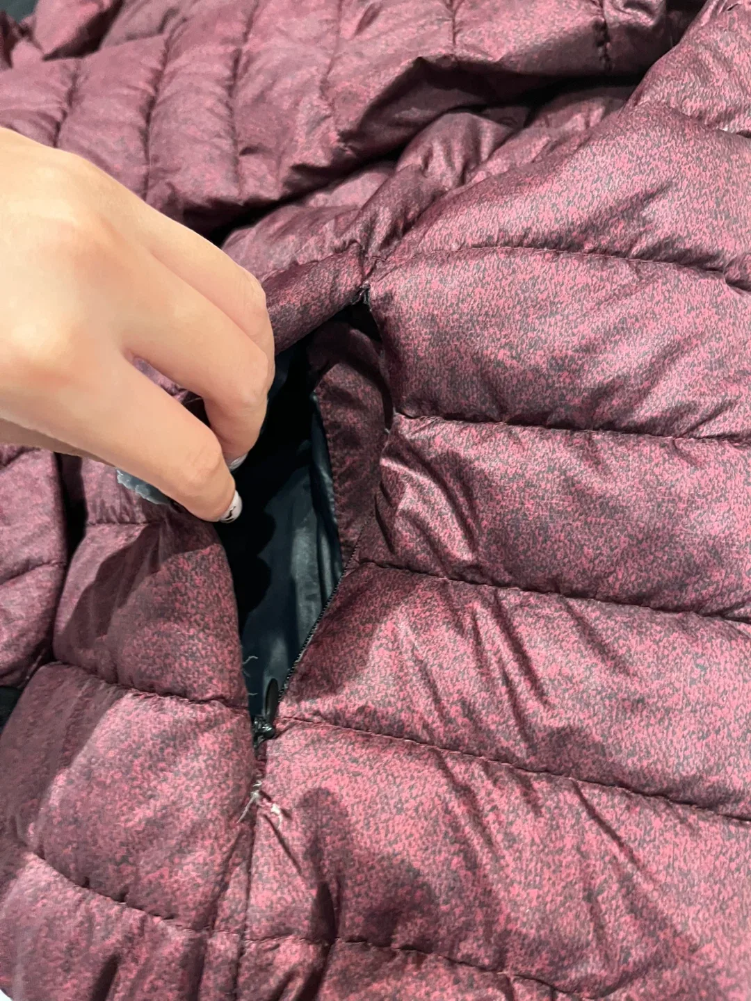 Roots Burgundy Puffer Jacket image indicator(3)