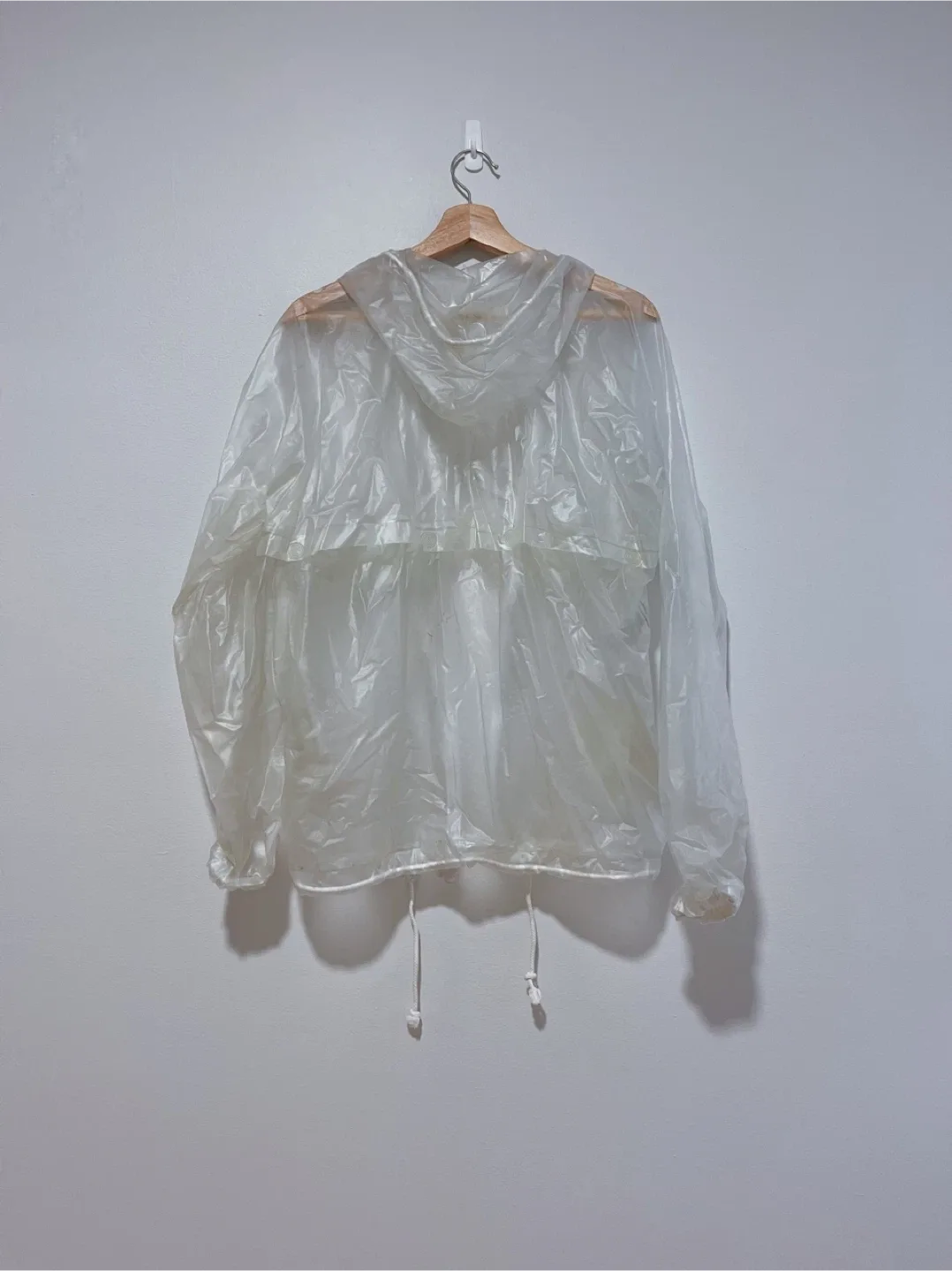 Clear Rain Jacket - Size 175 L/XL image indicator(2)