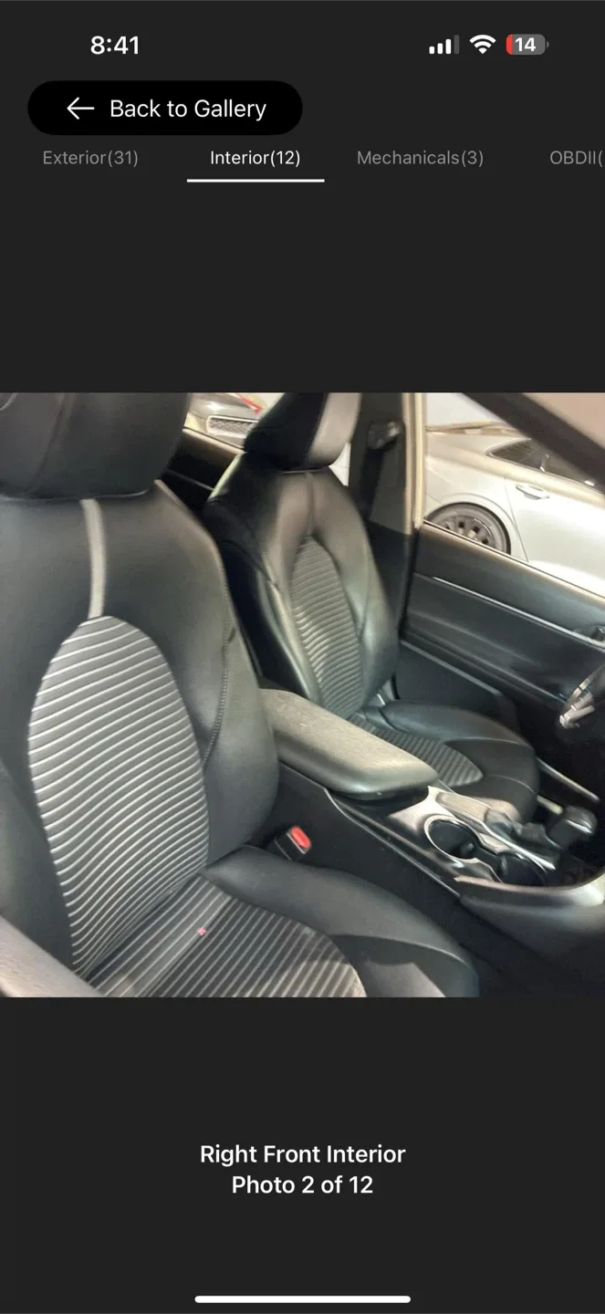 2020 Toyota Camry - White Sedan image indicator(5)